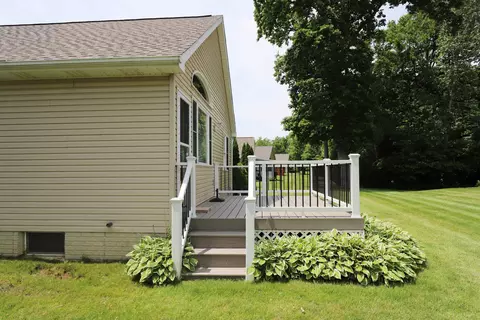 7156 Burning Bush, Flushing, MI 48433 photo 21