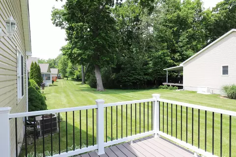 7156 Burning Bush, Flushing, MI 48433 photo 22