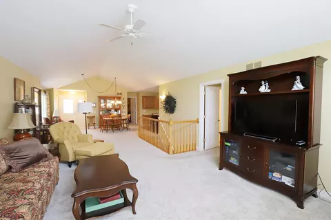 7156 Burning Bush, Flushing, MI 48433 photo 4