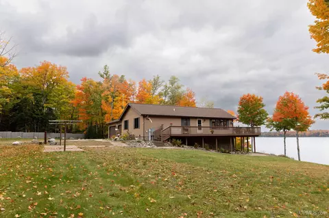 17767 Holli Blue, Republic, MI 49879
