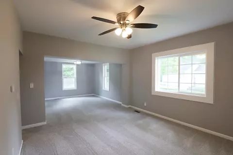 217 W Main, Flushing, MI 48433 photo 4