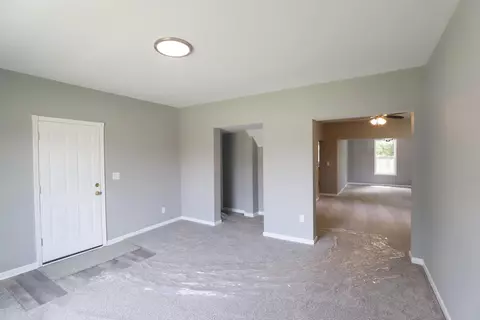 217 W Main, Flushing, MI 48433 photo 2