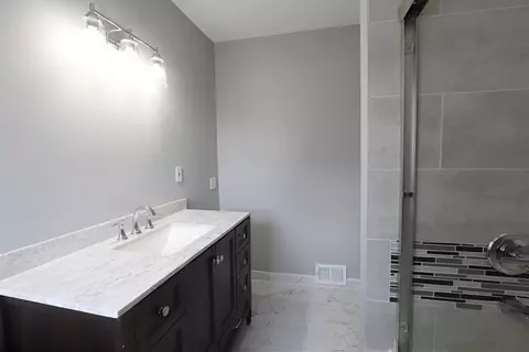 217 W Main, Flushing, MI 48433 photo 17
