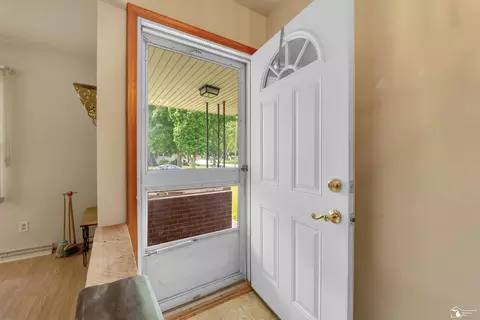 1326 Mccormick, Monroe, MI 48162 photo 9
