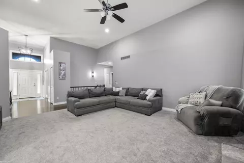19072 Brighton, Macomb, MI 48042 photo 8