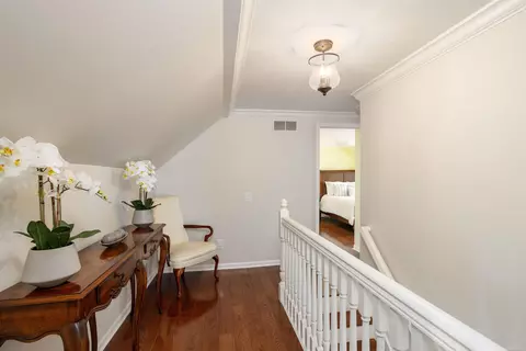 Entry Way - 4 Lakeside, Grosse Pointe, MI 48230 photo 4 of 5