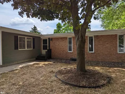 1108 Meadow, Owosso, MI 48867