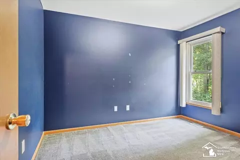 Bedroom - 26201 King, Romulus, MI 48174 photo 5 of 6