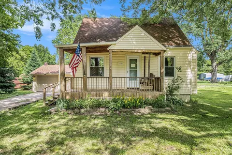 3076 Egleston, Flint, MI 48506