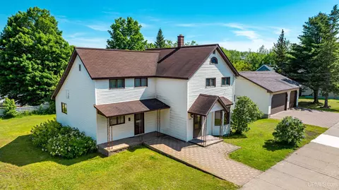 52150 Duncan, Hubbell, MI 49934