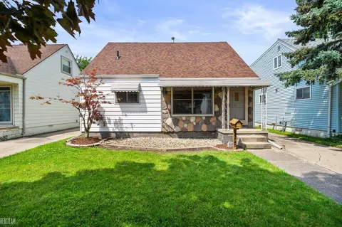 24569 Bolam, Warren, MI 48089