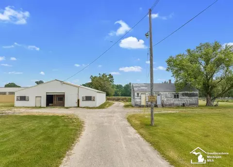 Exterior - 187 E Newburg, Carleton, MI 48117 photo 2 of 5