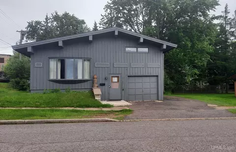 Exterior - 507 E Pierce, Wakefield, MI 49968 photo 3 of 9