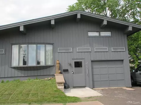 Exterior - 507 E Pierce, Wakefield, MI 49968 photo 2 of 9