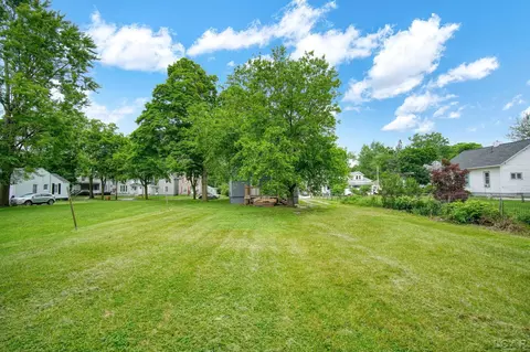 433 Allis, Adrian, MI 49221 photo 37
