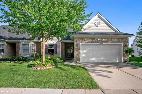 3479 Grove, Auburn Hills, MI 48326