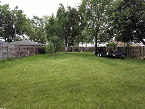 27050 Nanton, Madison Heights, MI 48071