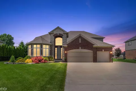 17881 25 Mile Rd, Macomb, MI 48042
