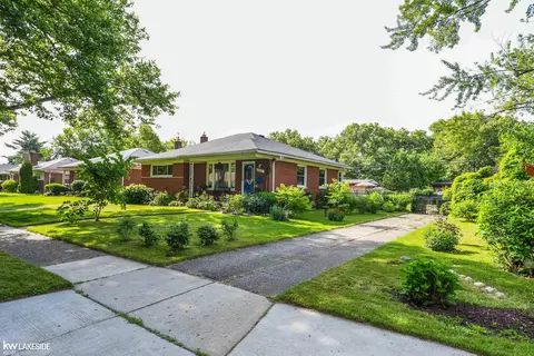 13331 Rosemary, Oak Park, MI 48237