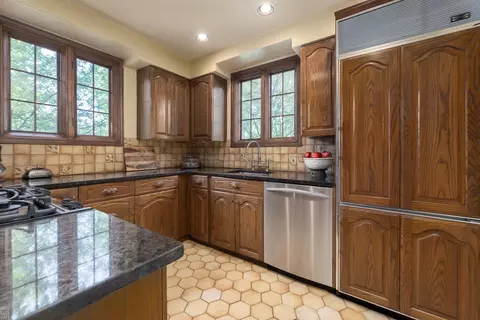 905 Pemberton, Grosse Pointe Park, MI 48230 photo 17