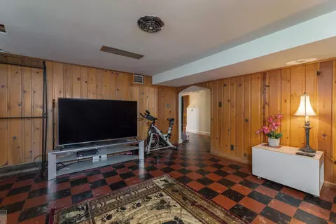 905 Pemberton, Grosse Pointe Park, MI 48230 photo 33