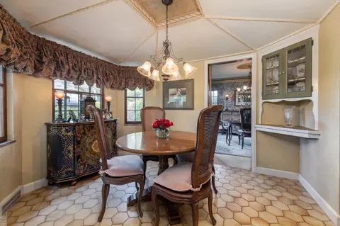 905 Pemberton, Grosse Pointe Park, MI 48230 photo 15