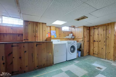 1388 Vernier Rd, Grosse Pointe Woods, MI 48236 photo 19