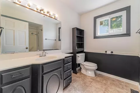 Bath - 11057 Maple, Birch Run, MI 48415 photo 1 of 3