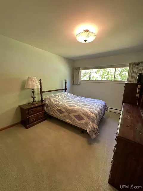 10569 S 75, Rapid River, MI 49878 photo 9