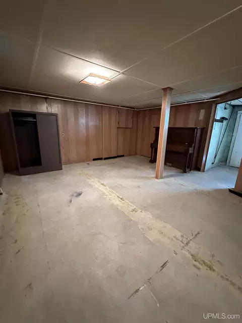 10569 S 75, Rapid River, MI 49878 photo 17