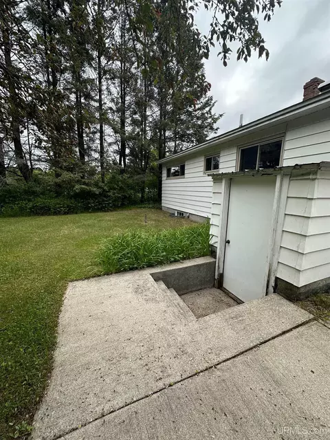 10569 S 75, Rapid River, MI 49878 photo 37