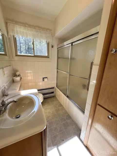 10569 S 75, Rapid River, MI 49878 photo 14