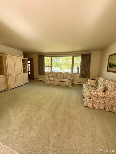 10569 S 75, Rapid River, MI 49878 photo 7