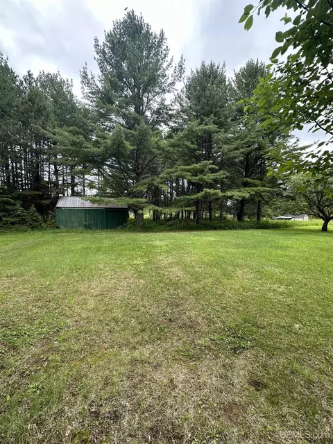 10569 S 75, Rapid River, MI 49878 photo 39