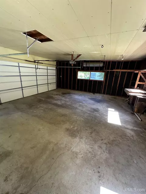 10569 S 75, Rapid River, MI 49878 photo 16