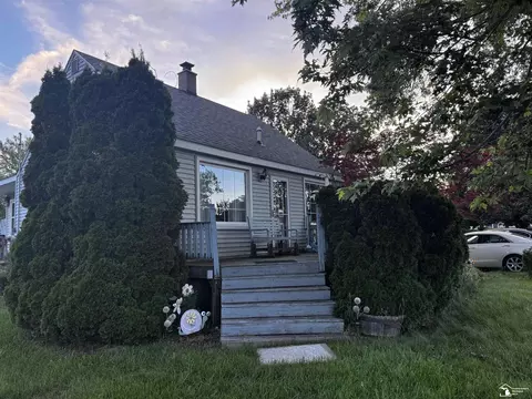 3100 8 Th, Monroe, MI 48162 photo 2