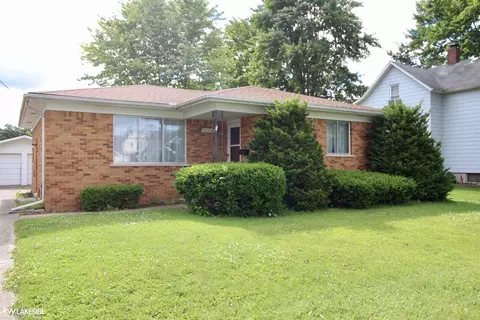 68228 Mary, Richmond, MI 48062