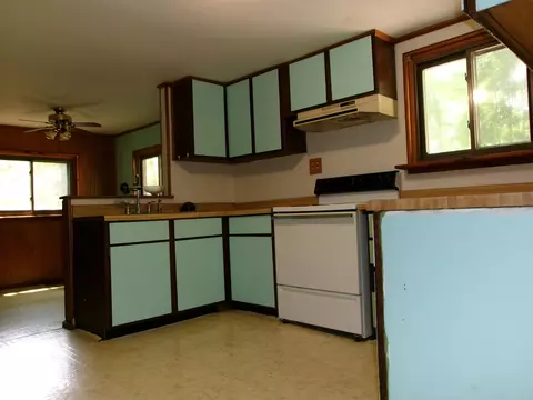 379 E Clarence, Harrison, MI 48625 photo 35