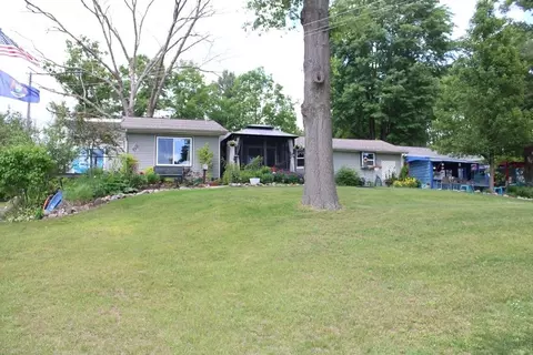 8889 Lakeview, Farwell, MI 48622