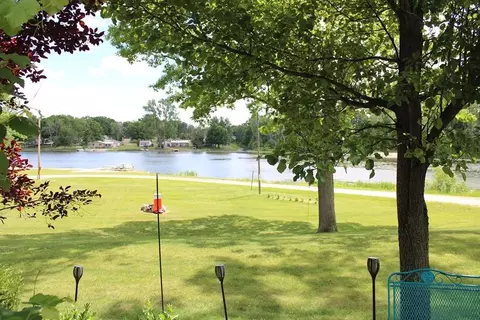 8889 Lakeview, Farwell, MI 48622 photo 2