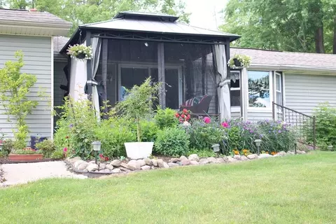 8889 Lakeview, Farwell, MI 48622 photo 46