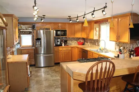 8889 Lakeview, Farwell, MI 48622 photo 3