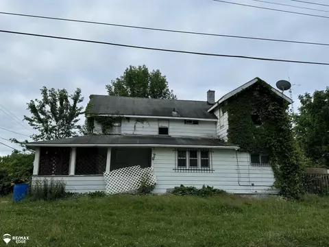 952 Knapp, Flint, MI 48503 photo 3