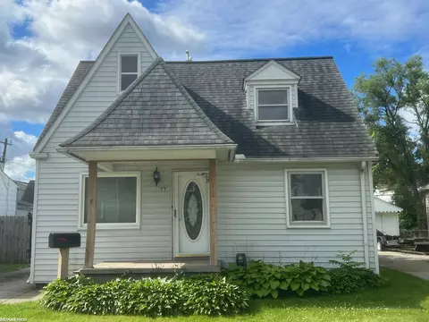 77 W Garfield, Hazel Park, MI 48030