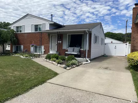 9622 Mueller, Taylor, MI 48180 photo 2