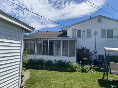 9622 Mueller, Taylor, MI 48180 photo 7