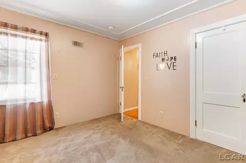 915 W Maple, Adrian, MI 49221 photo 10