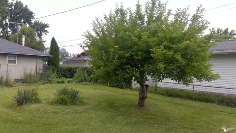 340 Donnalee, Monroe, MI 48162 photo 8