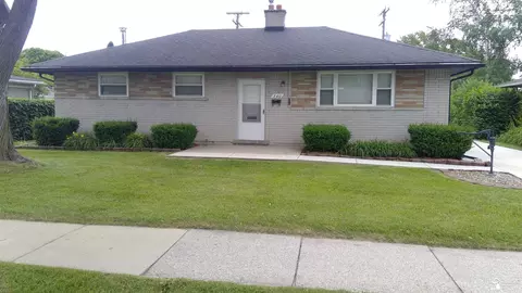 340 Donnalee, Monroe, MI 48162