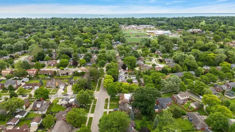 1437 Torrey, Grosse Pointe Woods, MI 48236 photo 59